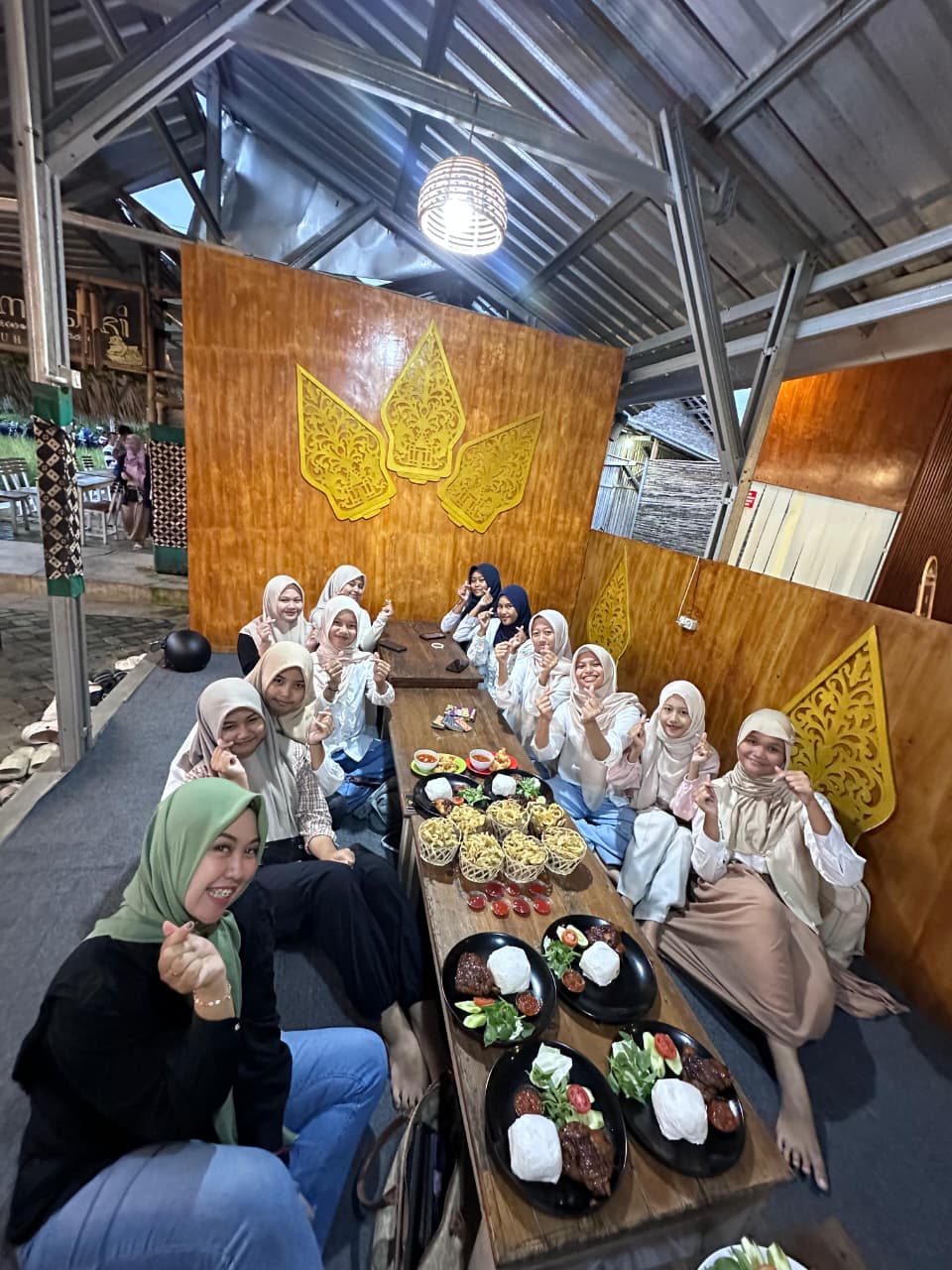 Buka Bersama kls 8